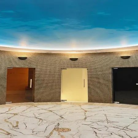 Luxurious Near The In Apartment Pobierowo