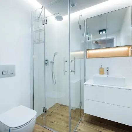 Apartment Luxurious Near The In